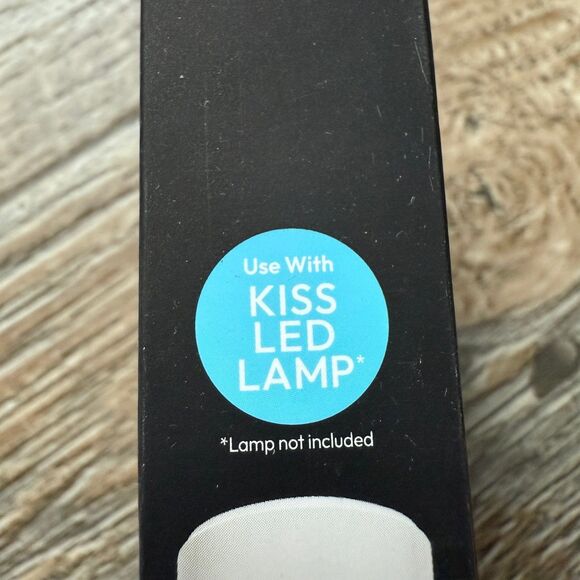 Kiss Nails Salon X-Tend LED Soft Gel System Medium French Ombré Nails - Picture 6 of 8